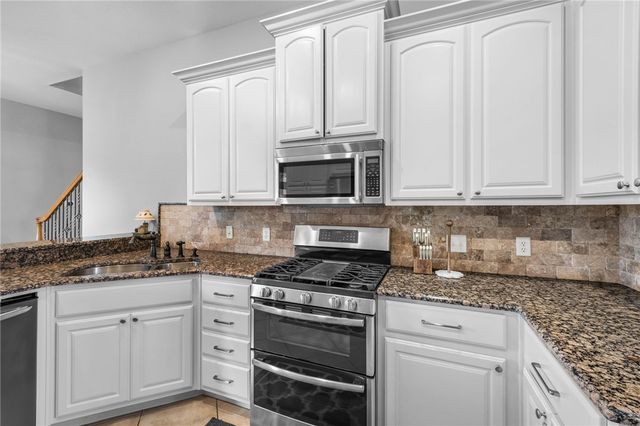 6116 Valley Forge Drive, Rogers, AR 72758
