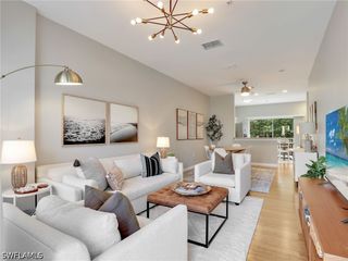 3289 Lindsey LN 2, Naples, FL 34109