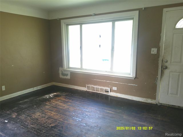 11710 Chatham, Detroit, MI 48239