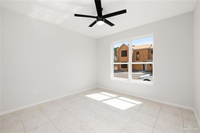5407 N Crown Point, Pharr, TX 78577
