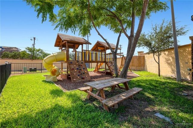5407 N Crown Point, Pharr, TX 78577