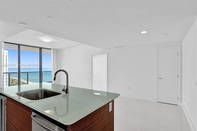 5875 Collins Ave 1803, Miami Beach, FL 33140