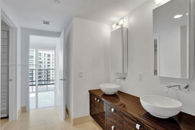 5875 Collins Ave 1803, Miami Beach, FL 33140