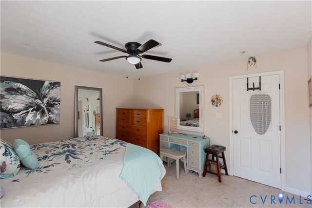 111 Ackerman Ln, Ruther Glen, VA 22546