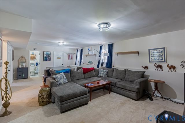 111 Ackerman Ln, Ruther Glen, VA 22546