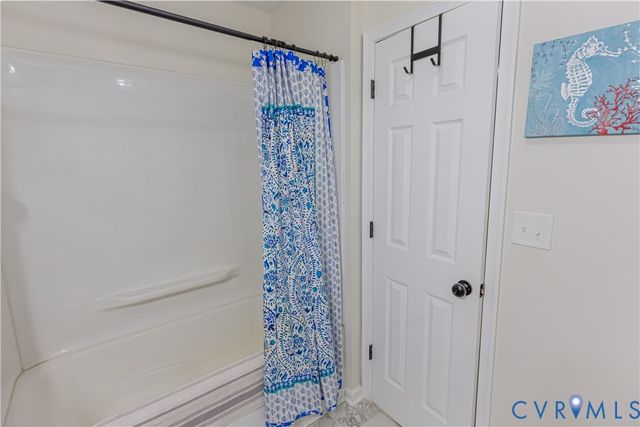 111 Ackerman Ln, Ruther Glen, VA 22546