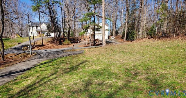 111 Ackerman Ln, Ruther Glen, VA 22546