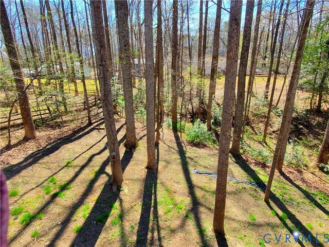 111 Ackerman Ln, Ruther Glen, VA 22546