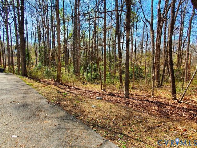 111 Ackerman Ln, Ruther Glen, VA 22546