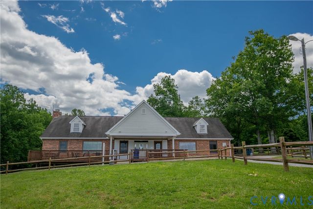 111 Ackerman Ln, Ruther Glen, VA 22546