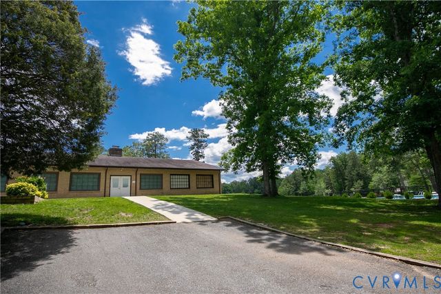 111 Ackerman Ln, Ruther Glen, VA 22546