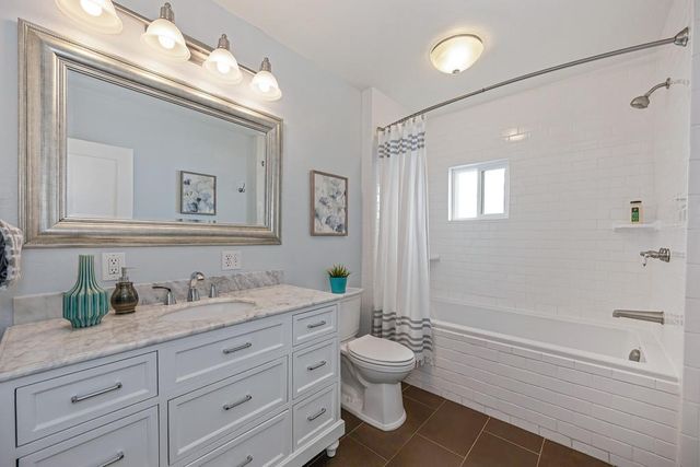 1940 Vallejo Way, Sacramento, CA 95818