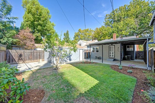 1940 Vallejo Way, Sacramento, CA 95818