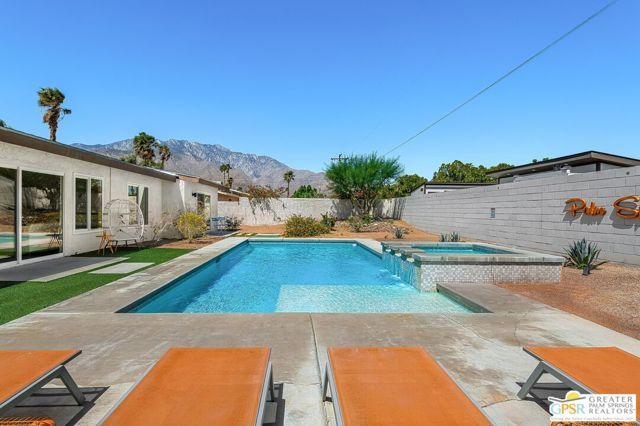 2864 E Valencia Road, Palm Springs, CA 92262