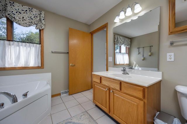 3517 Ice Age Drive, Madison, WI 53719
