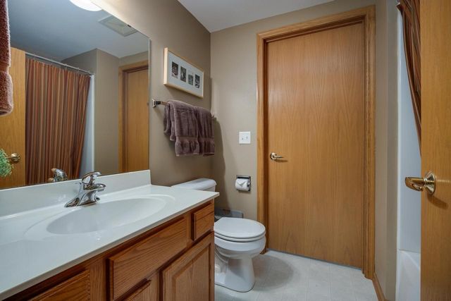 3517 Ice Age Drive, Madison, WI 53719