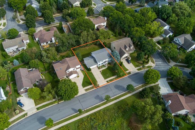 3517 Ice Age Drive, Madison, WI 53719