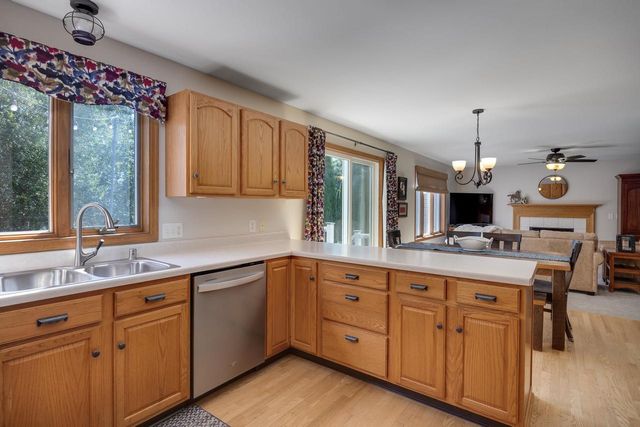 3517 Ice Age Drive, Madison, WI 53719