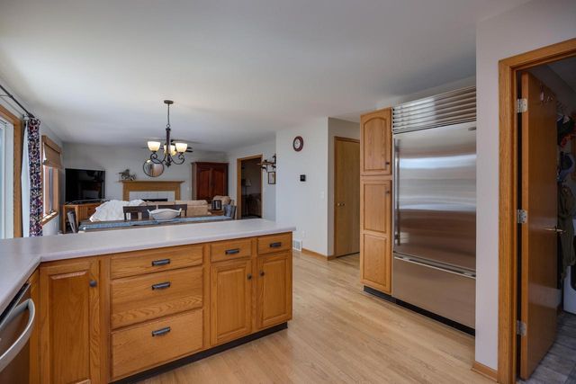 3517 Ice Age Drive, Madison, WI 53719