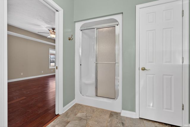 1838 HUNTERS COVE Circle, Kokomo, IN 46902