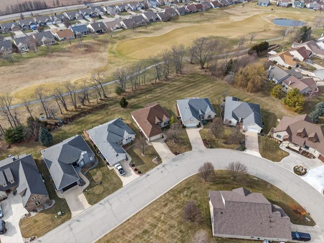 1838 HUNTERS COVE Circle, Kokomo, IN 46902