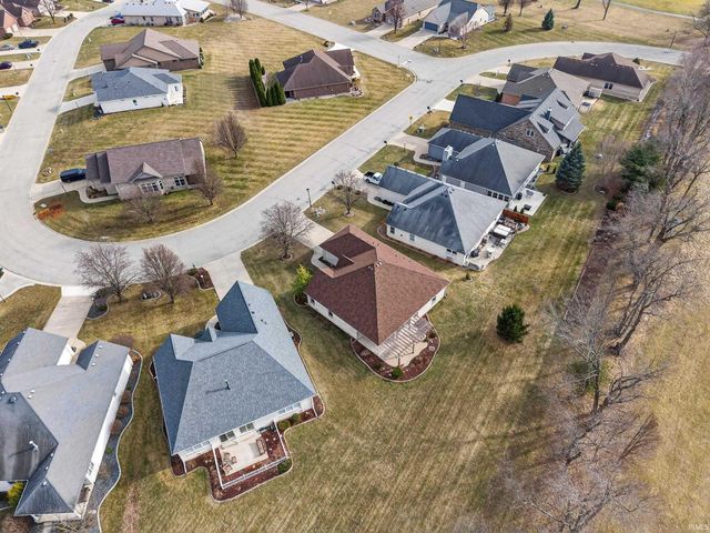 1838 HUNTERS COVE Circle, Kokomo, IN 46902