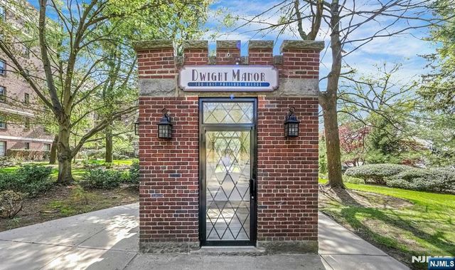 100 Palisade Avenue A12, Englewood, NJ 07631