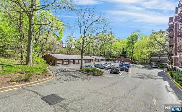 100 Palisade Avenue A12, Englewood, NJ 07631