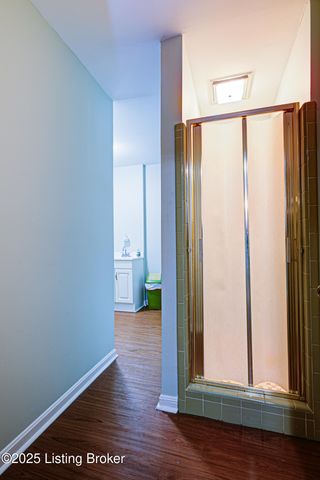 161 Thierman Ln 3E, Louisville, KY 40207