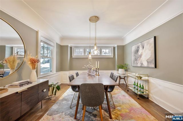 17 Collinwood Road, Maplewood, NJ 07040