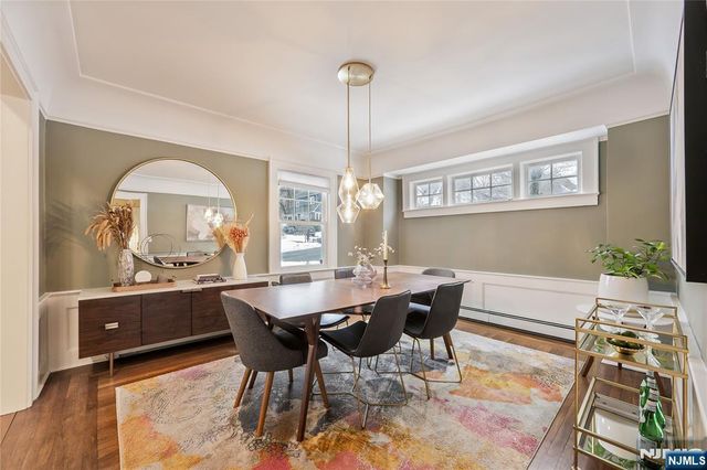 17 Collinwood Road, Maplewood, NJ 07040