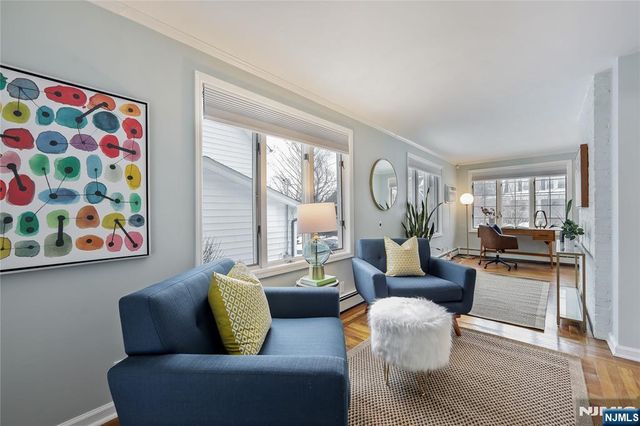 17 Collinwood Road, Maplewood, NJ 07040