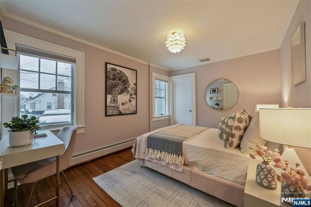 17 Collinwood Road, Maplewood, NJ 07040