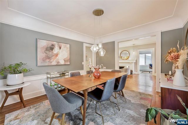 17 Collinwood Road, Maplewood, NJ 07040