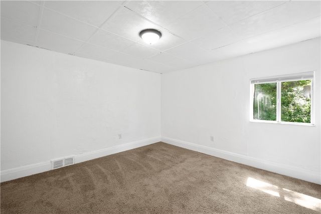 106 Carrick Ave, Carrick, PA 15210