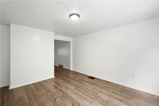 106 Carrick Ave, Carrick, PA 15210