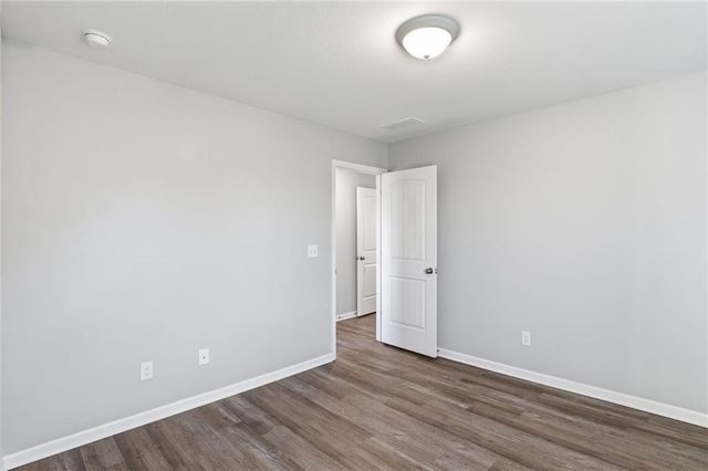 9800 E 219th Circle, Peculiar, MO 64078