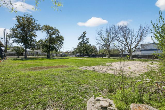 4404 Gano Street, Houston, TX 77009