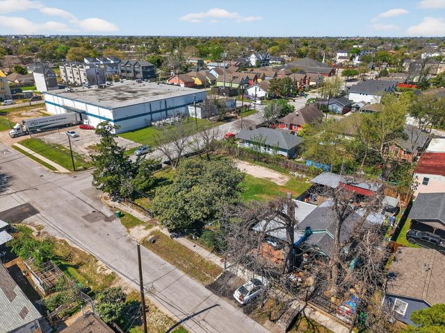 4404 Gano Street, Houston, TX 77009