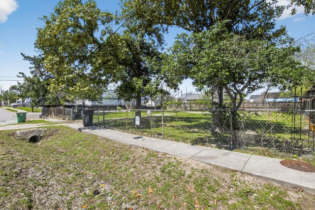 4404 Gano Street, Houston, TX 77009