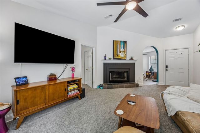 145 Retreat Place, Woodbine, GA 31569