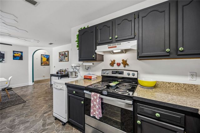 145 Retreat Place, Woodbine, GA 31569