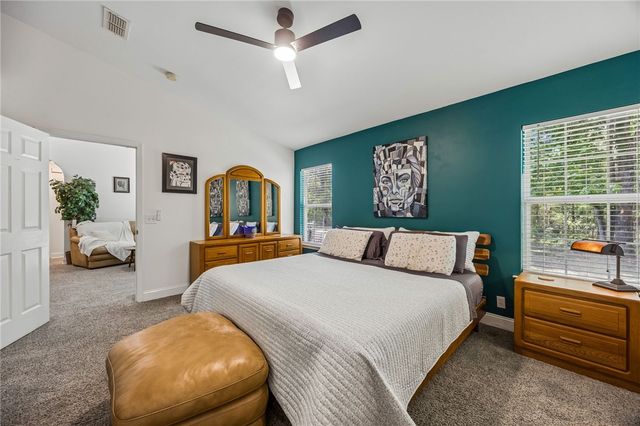 145 Retreat Place, Woodbine, GA 31569