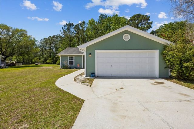 145 Retreat Place, Woodbine, GA 31569