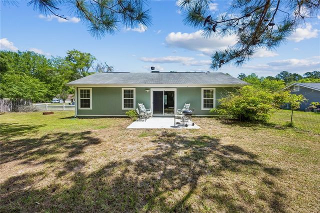 145 Retreat Place, Woodbine, GA 31569