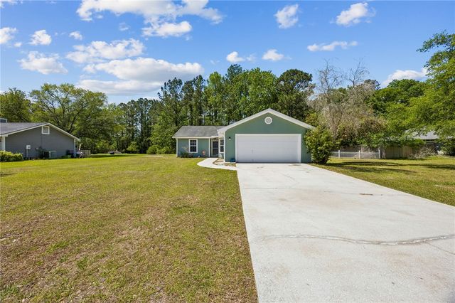 145 Retreat Place, Woodbine, GA 31569