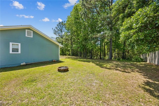 145 Retreat Place, Woodbine, GA 31569