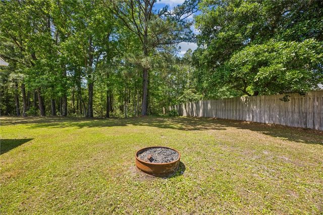 145 Retreat Place, Woodbine, GA 31569