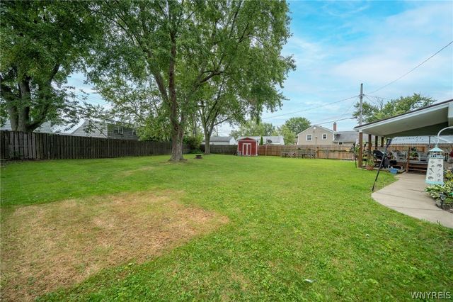 16 Brookville Court, Tonawanda, NY 14150