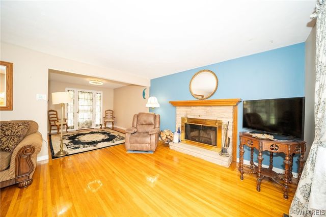 16 Brookville Court, Tonawanda, NY 14150